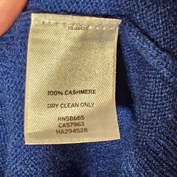 Halogen 100% Cashmere Blue Sweater - Size Medium, Excellent Condition - Picture 5 of 6